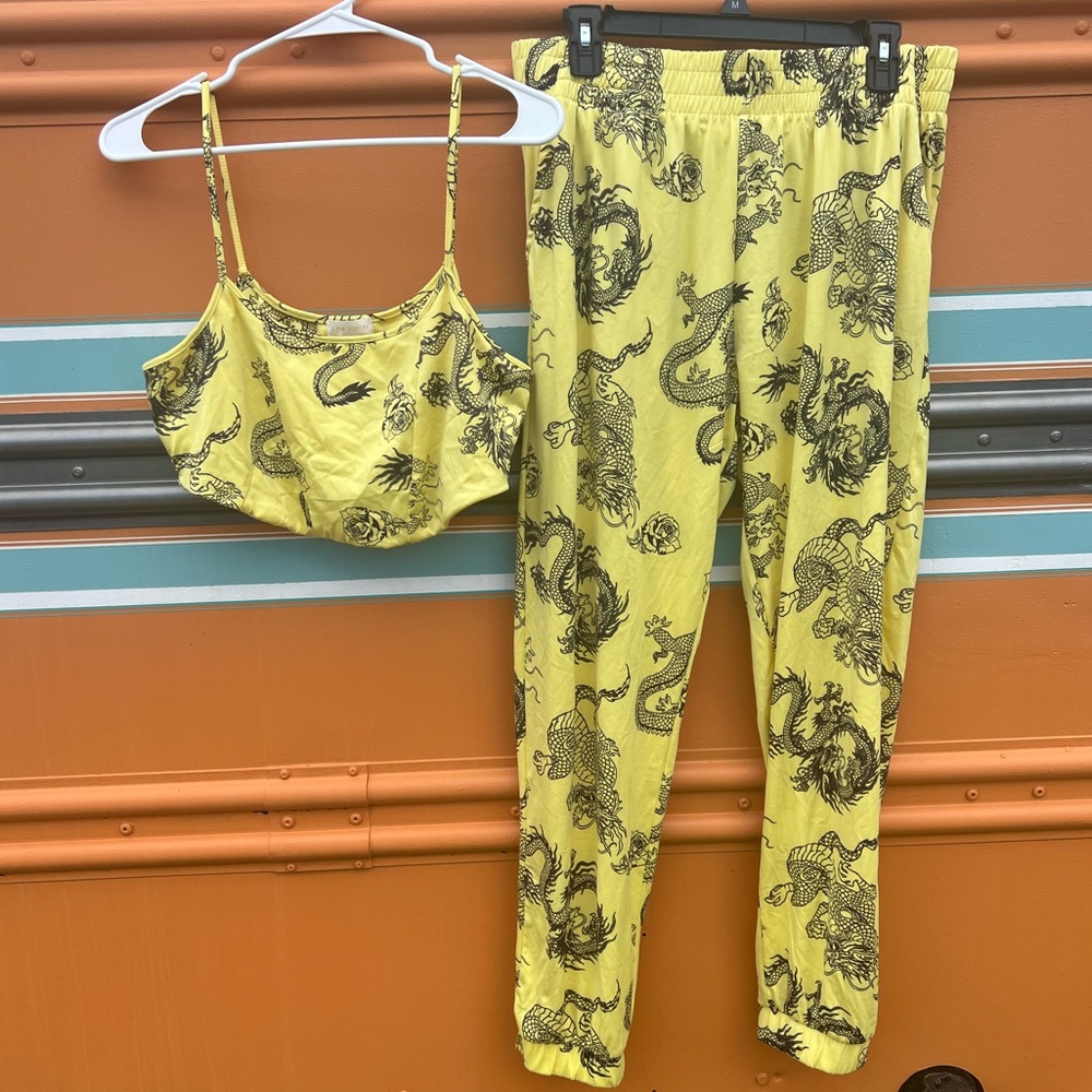 J for Justify Yellow Dragon 2pc Set